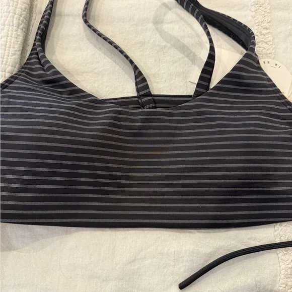 Vuori Striped Activewear Set - Picture 2 of 4